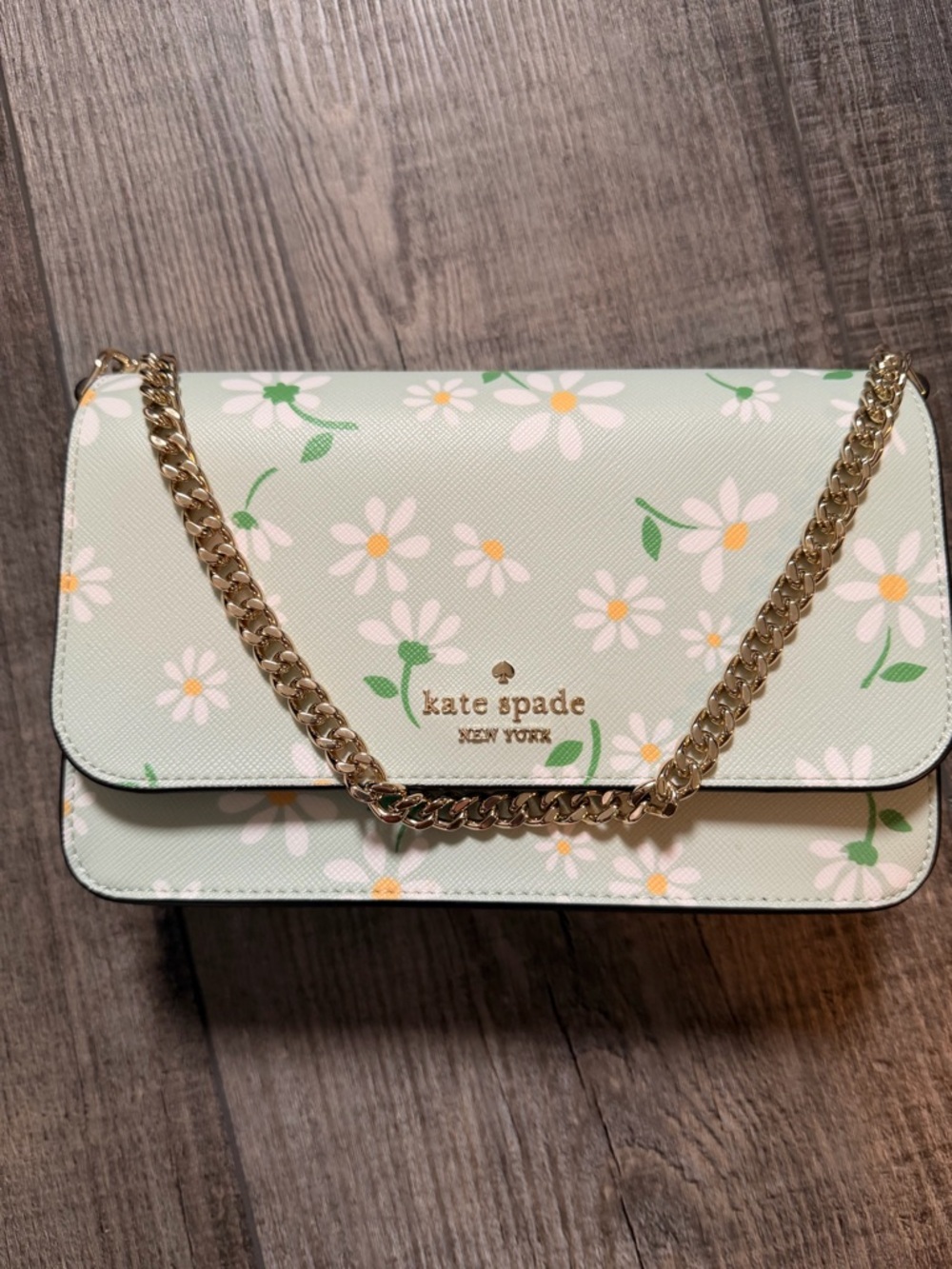 Madison Day Tripper Daisy Small Flap Crossbody